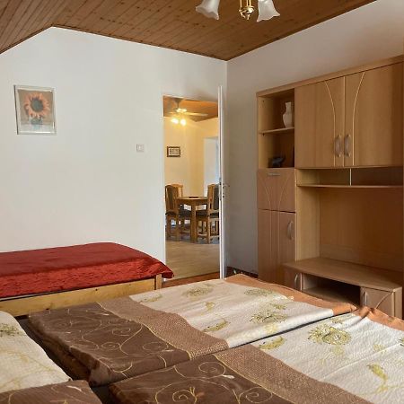 Jasmin Apartman Balatongyorok Exterior photo