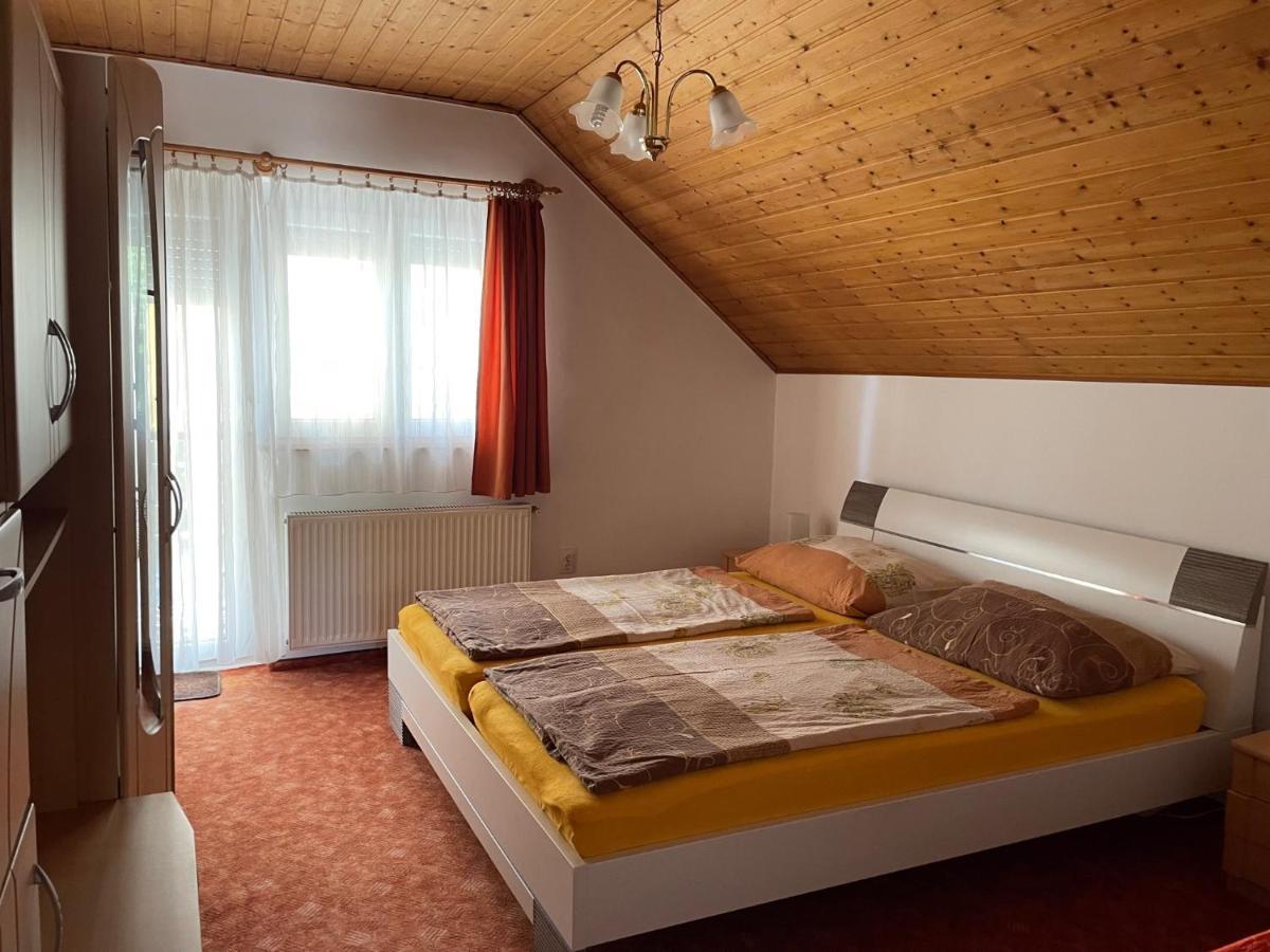 Jasmin Apartman Balatongyorok Exterior photo